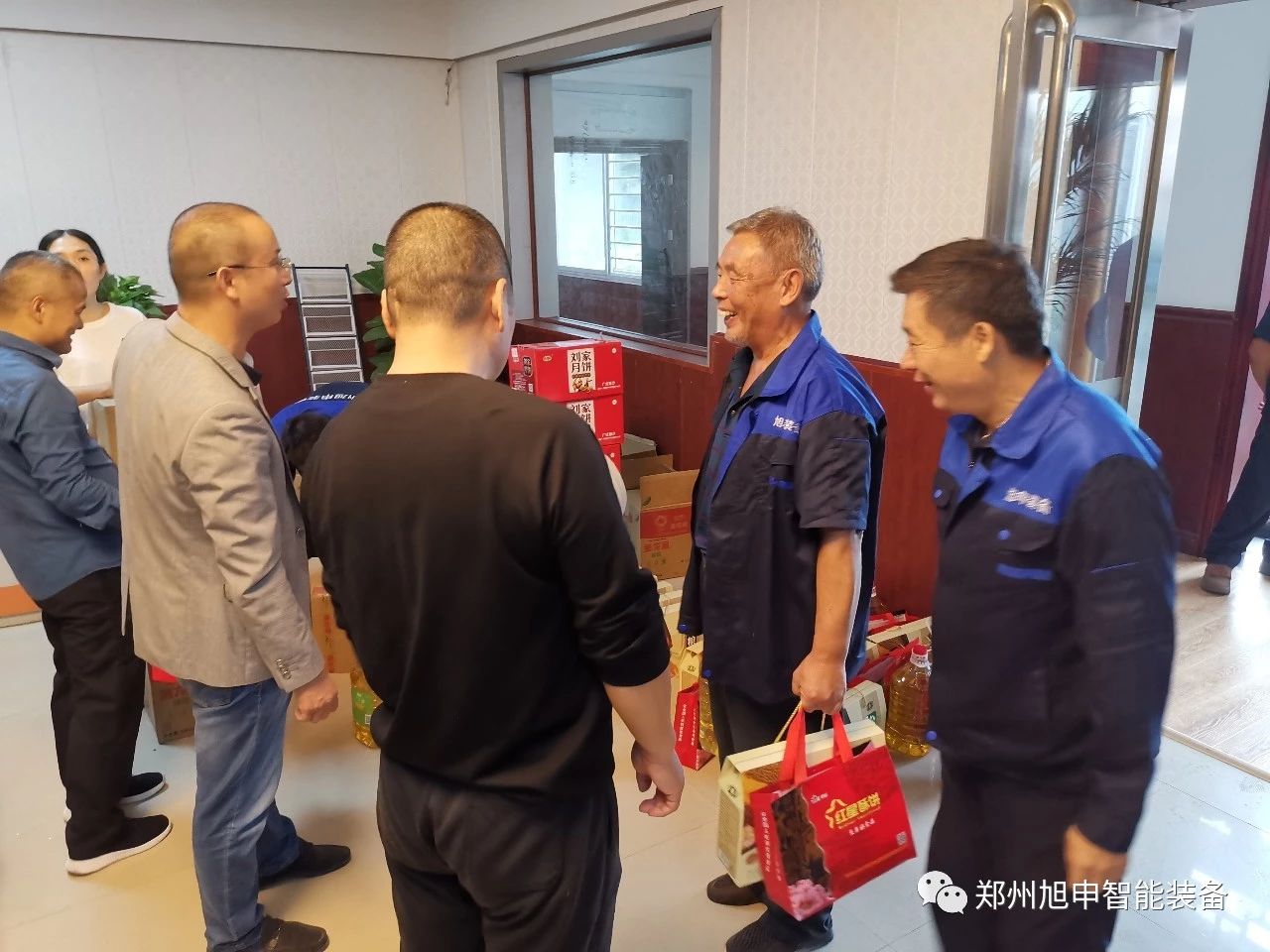 旭申智能裝備有限公司，焊接操作機(jī)，滾輪架變位機(jī)